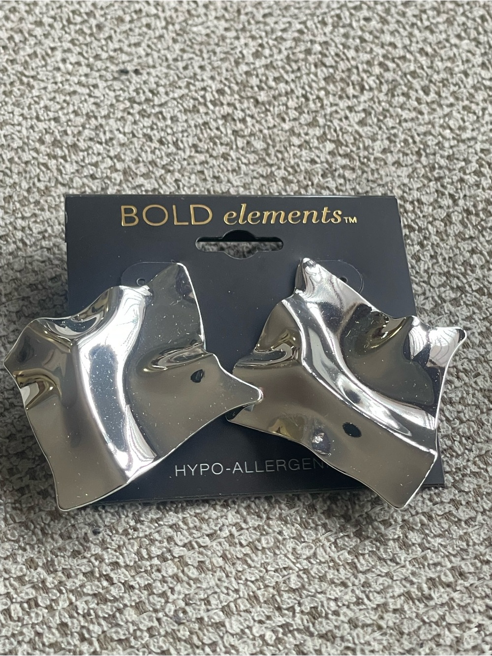 BOLD elements Silver Metallic Sculptural Wave Earrings